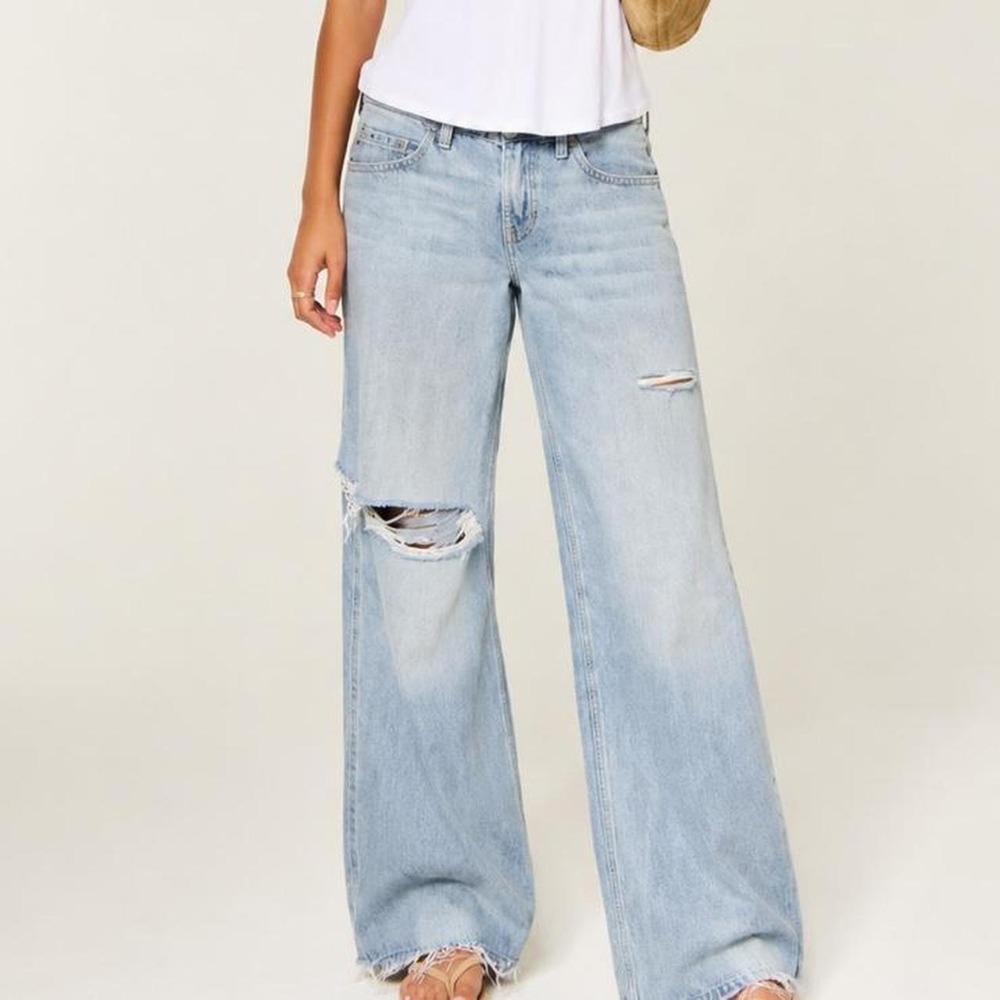 Hollister Low Rise Ripped Baggy Jeans W29 Regular Light Wash